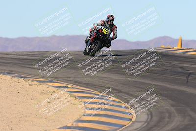 media/Jan-10-2025-CVMA Friday Practice (Fri) [[489e0da257]]/Group 4 and Trackday/Session 3 (Turns 9 and 10)/